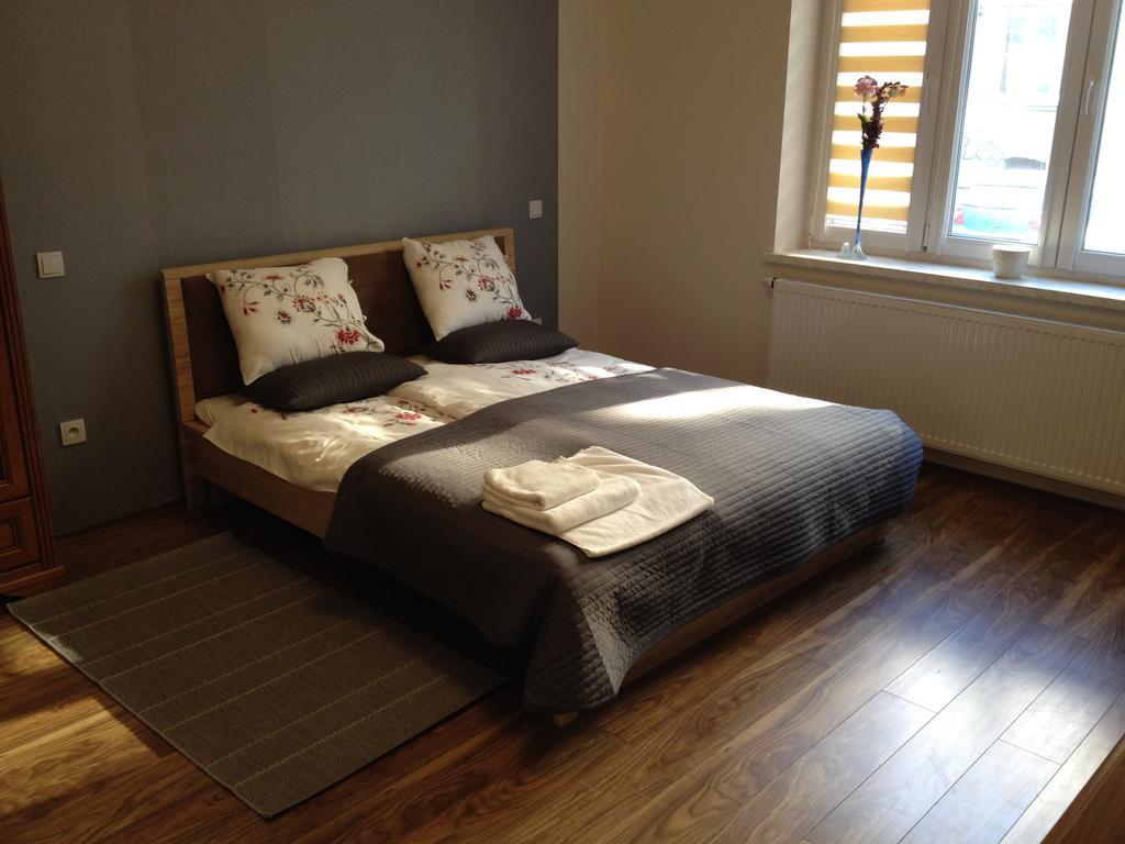 Clemens Apartament *